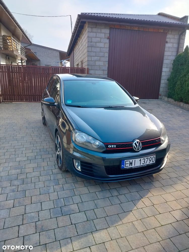 Volkswagen Golf - 5