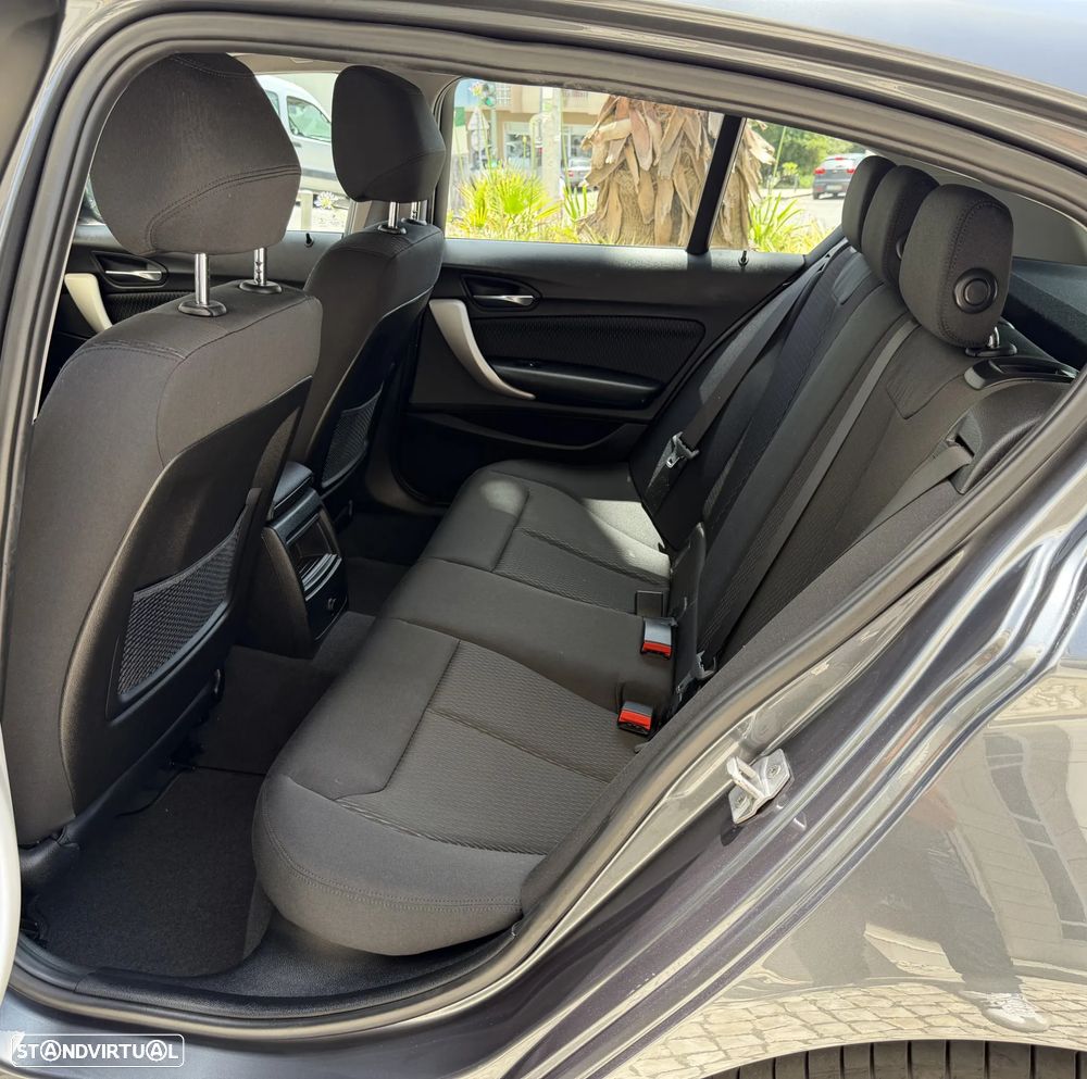 BMW 116 d Urban Line - 21