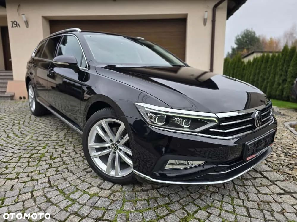 Volkswagen Passat 2.0 TDI SCR Elegance DSG - 2