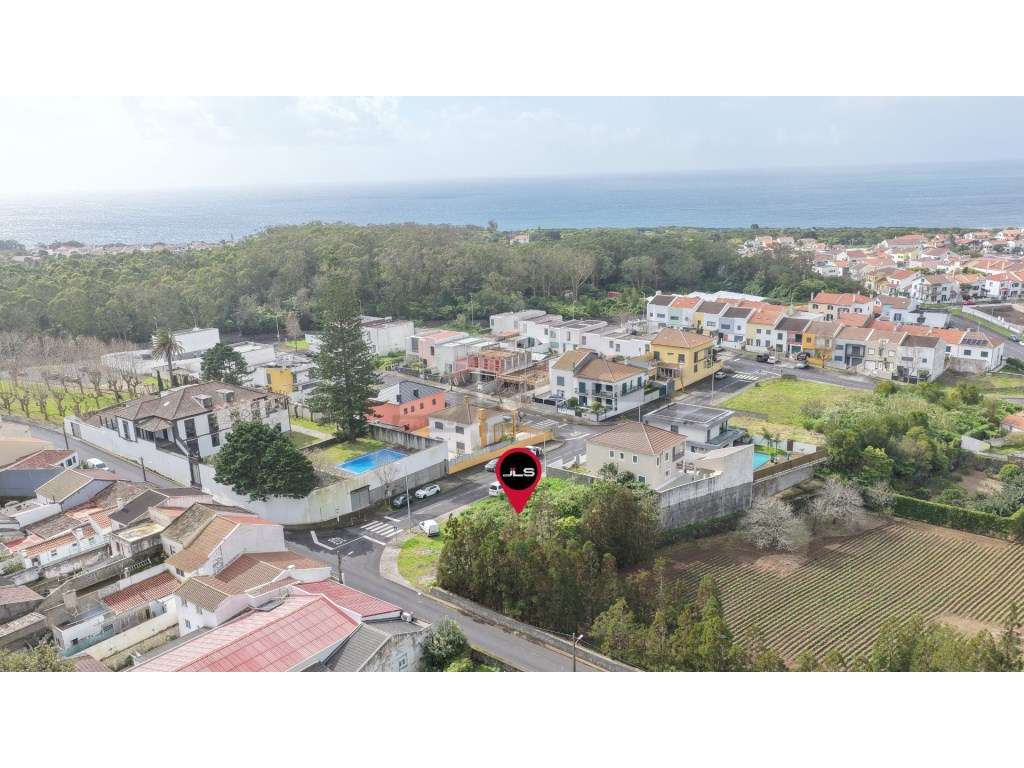 Lote de Terreno com 647 m² - Livramento, Ponta Delgada - Grande imagem: 4/14