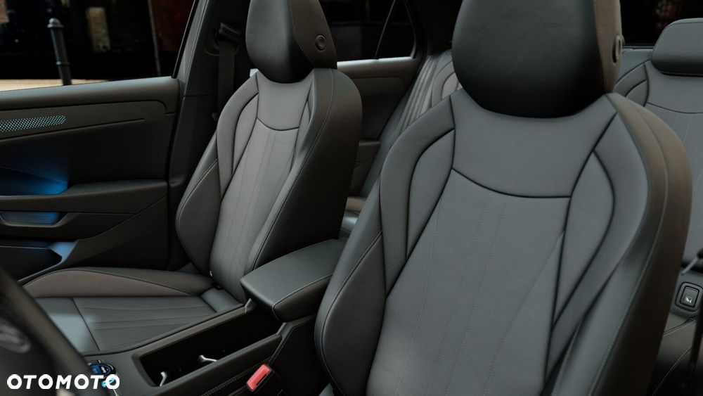 Volkswagen T-Roc 1.5 eTSI Style DSG - 11