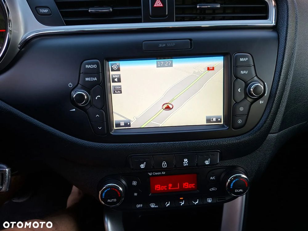 Kia Ceed 1.4 CVVT Dream Team Edition - 7