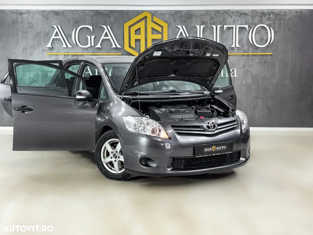 Toyota Auris - 16