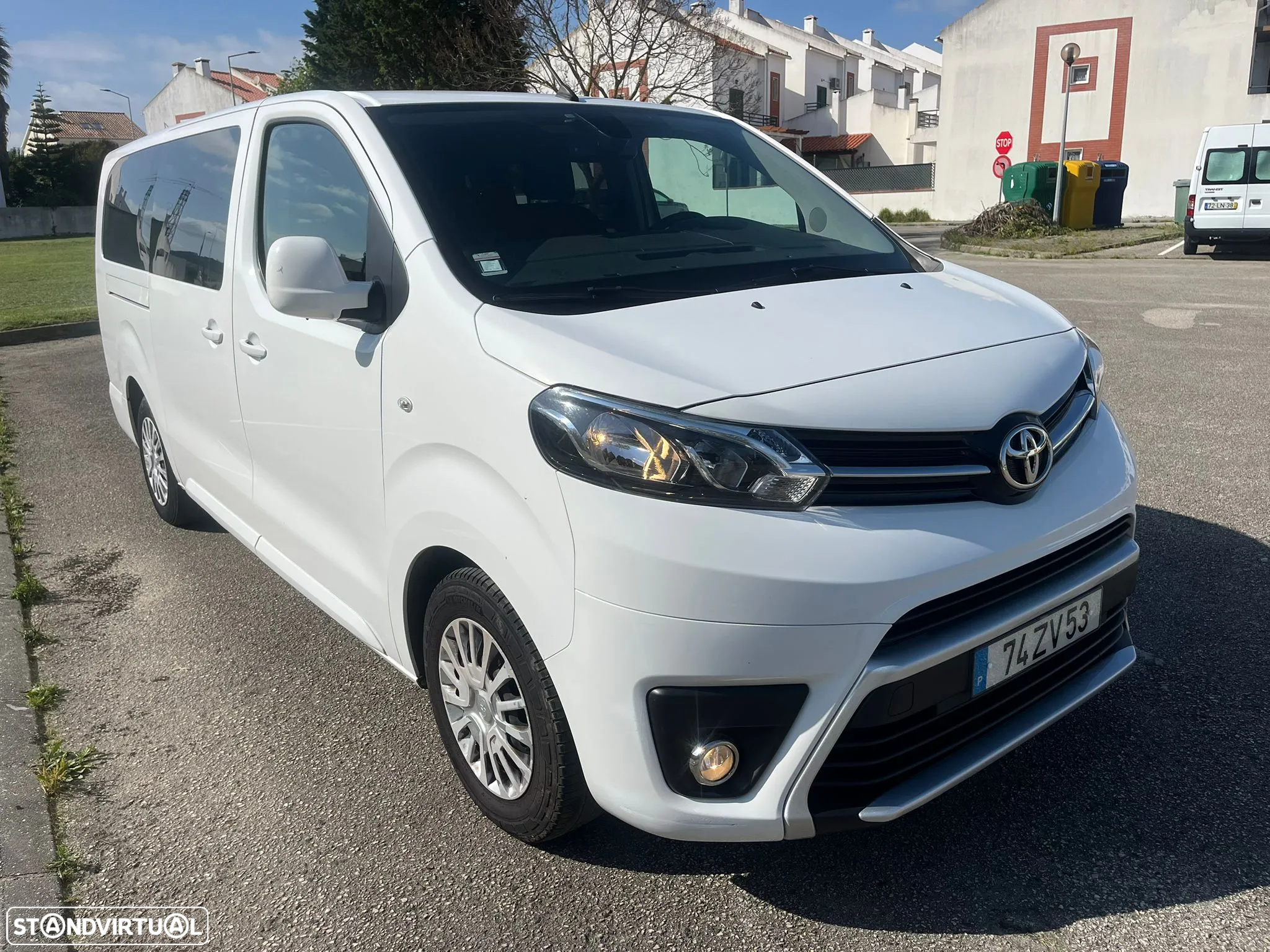 Toyota Proace Verso 1.5 D-4D L3 (LONGA) - AC - 9 LUGARES - 4