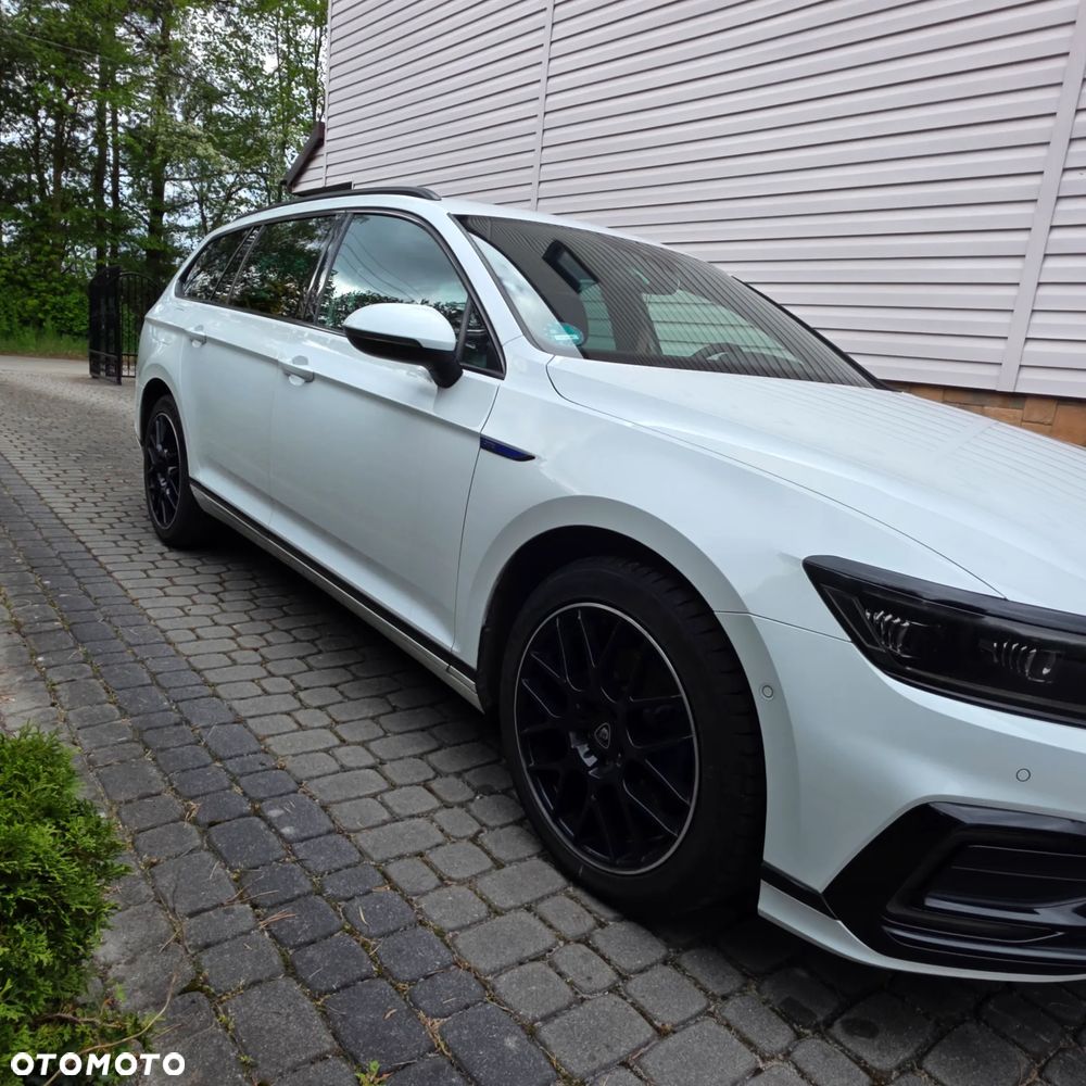 Volkswagen Passat - 7