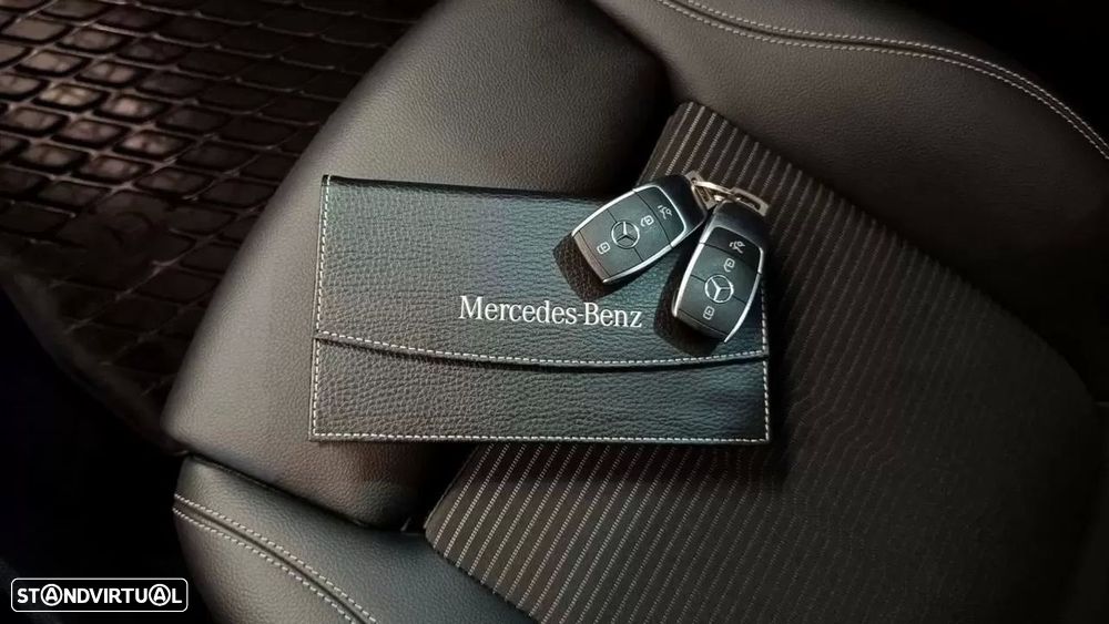 Mercedes-Benz CLA 180 - 40