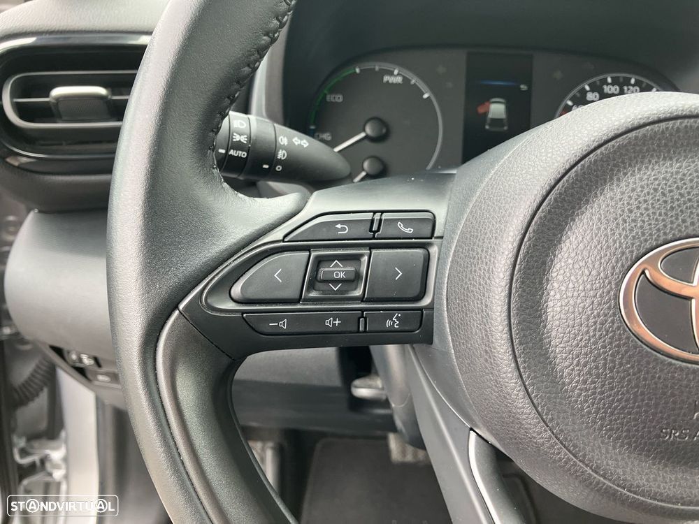 Toyota Yaris 1.5 HDF Comfort Plus - 21
