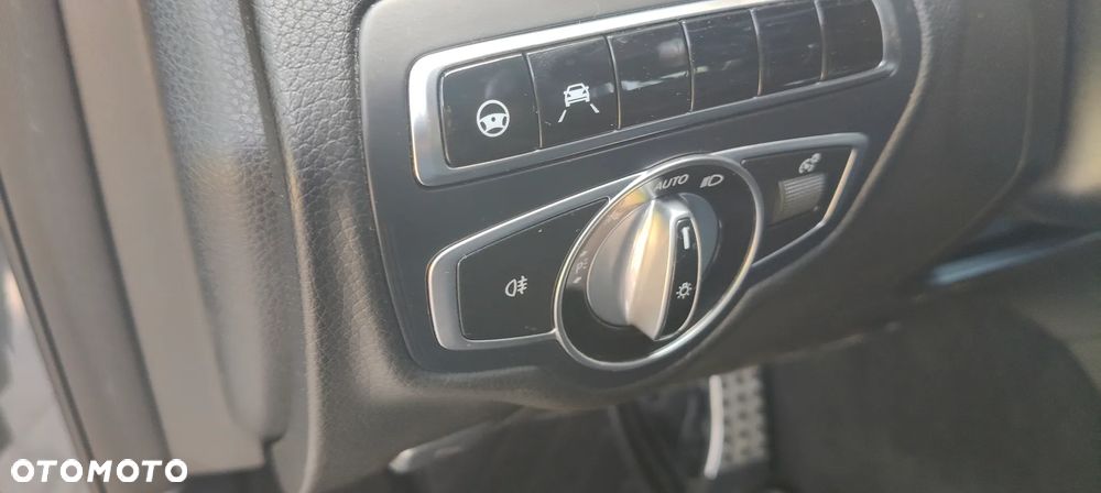Mercedes-Benz GLC 250 d 4Matic 9G-TRONIC AMG Line - 16