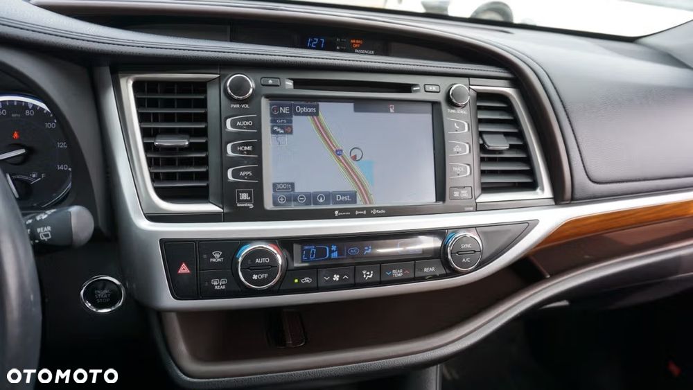 Toyota Highlander - 10