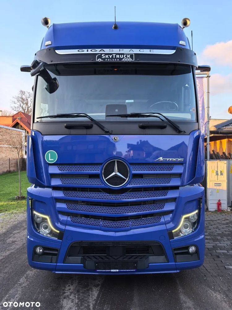 Mercedes-Benz Actros 1845 LS * GigaSpace * Bi-Xenon * MirrorCam * Klima postojowa * Zbiorniki 1250l * - 9