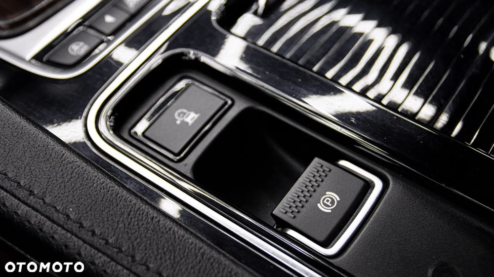 Jaguar F-Pace - 29