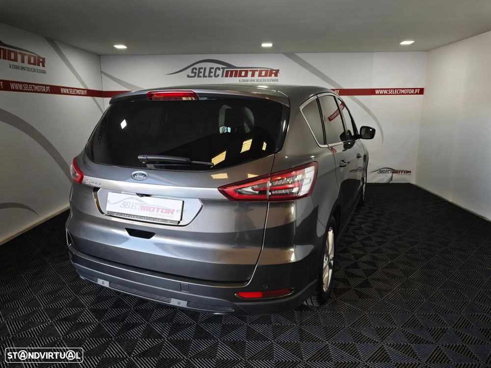 Ford S-Max 2.0 TDCi Titanium - 4
