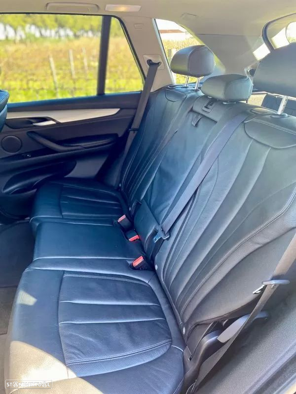 BMW X5 25 d sDrive Comfort 7L - 10