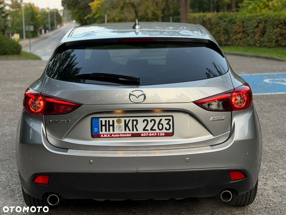 Mazda 3 - 10