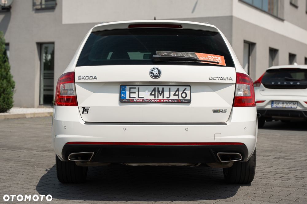 Skoda Octavia 2.0 TSI RS 230 - 19