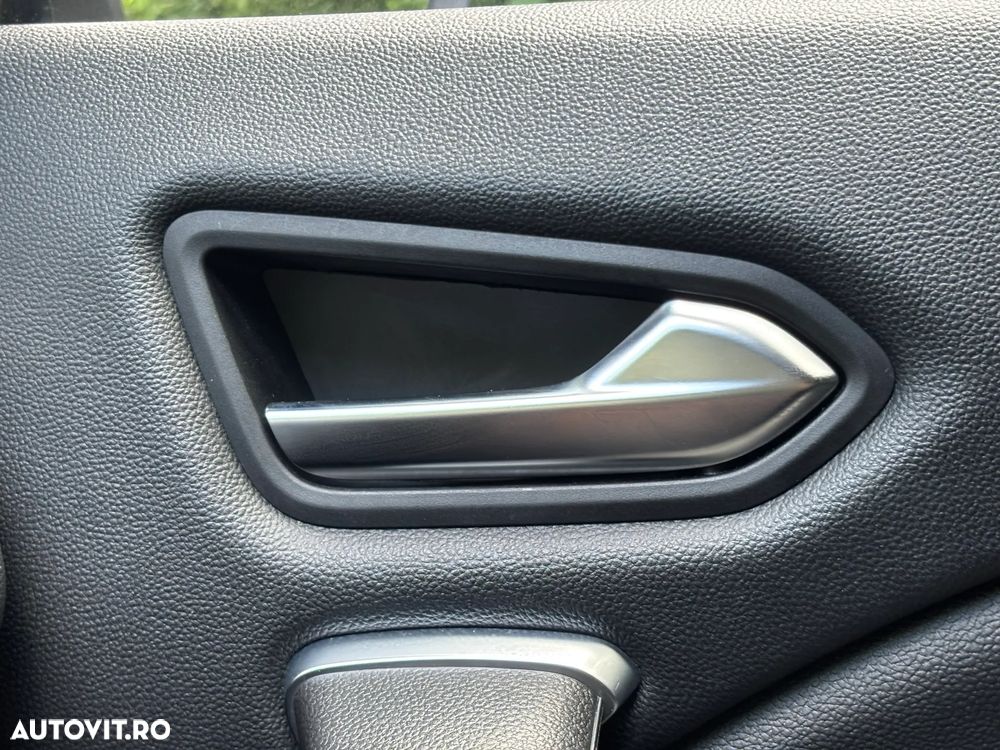 Renault Captur - 28