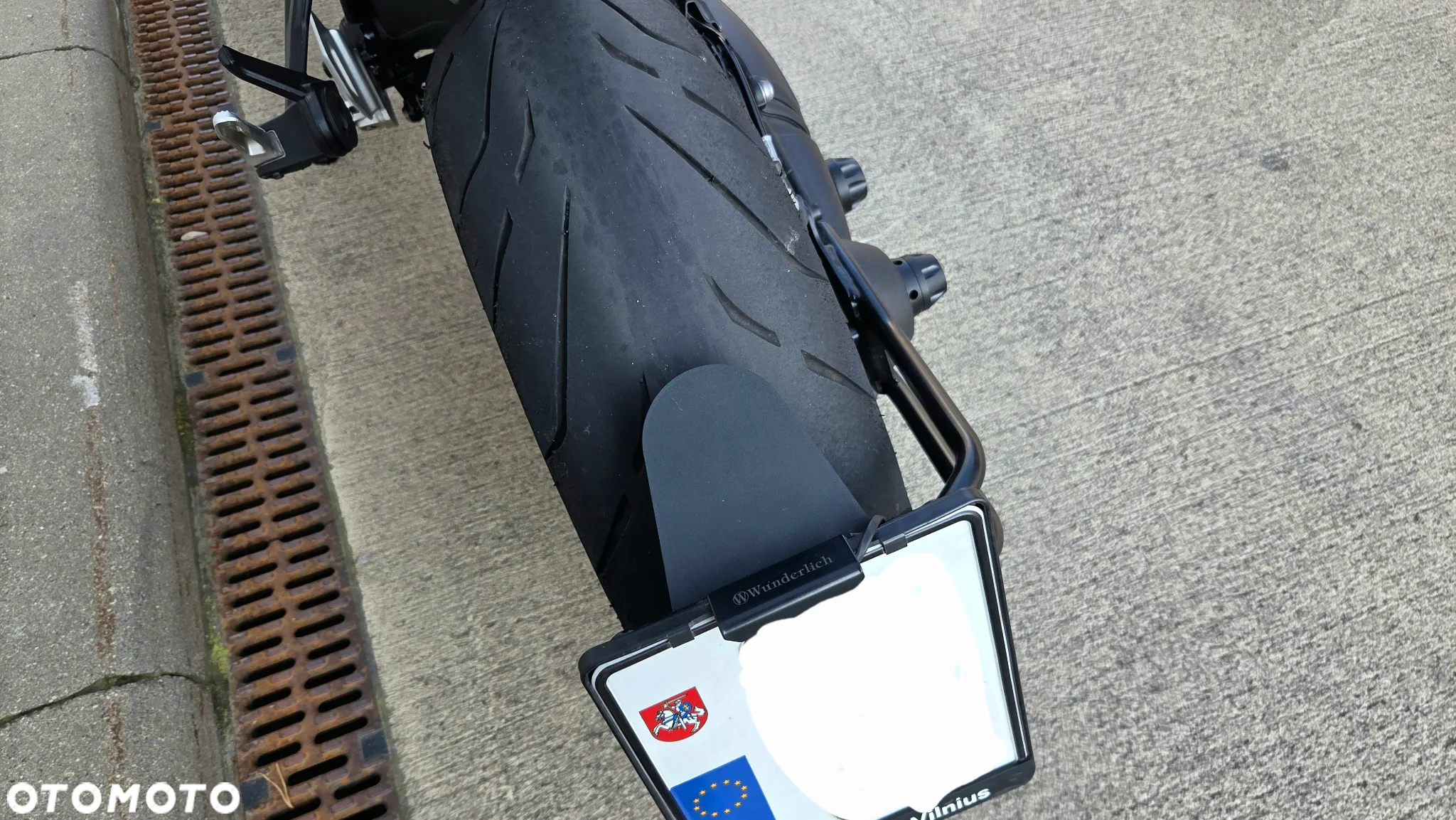 BMW R - 12