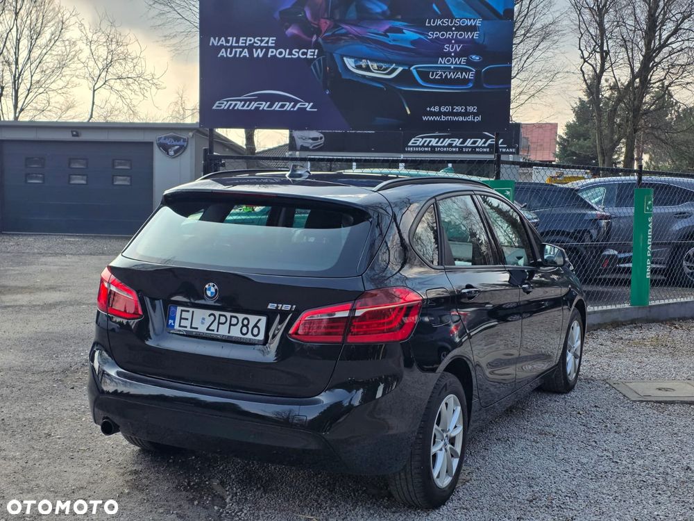 BMW Seria 2 218i - 10