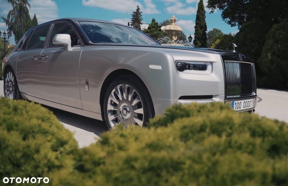 Rolls-Royce Phantom - 3
