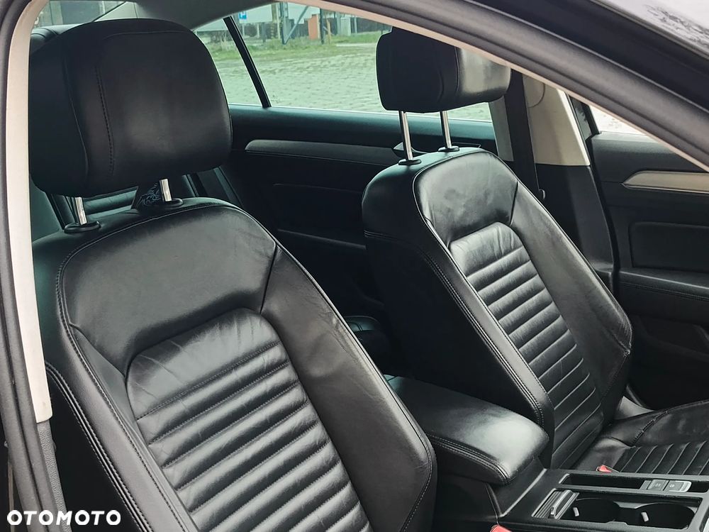 Volkswagen Passat 2.0 TDI BMT Highline DSG - 16