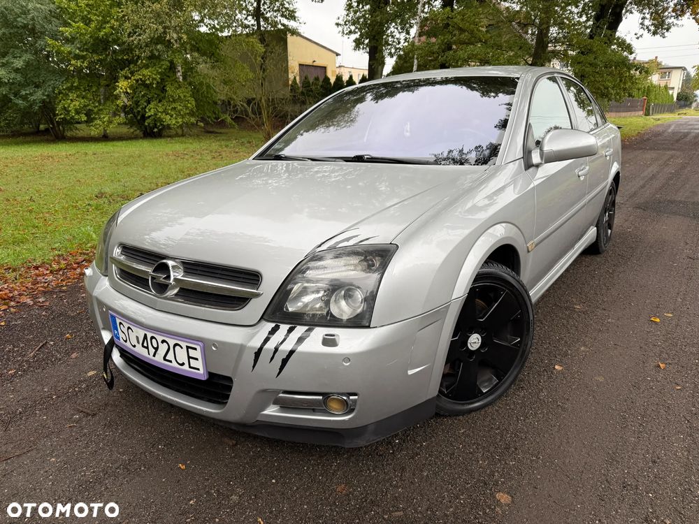 Opel Vectra GTS 3.0 V6 CDTI - 2