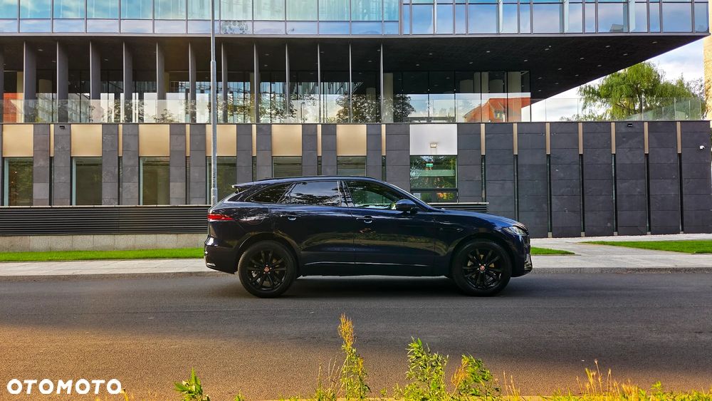 Jaguar F-Pace P250 AWD - 15