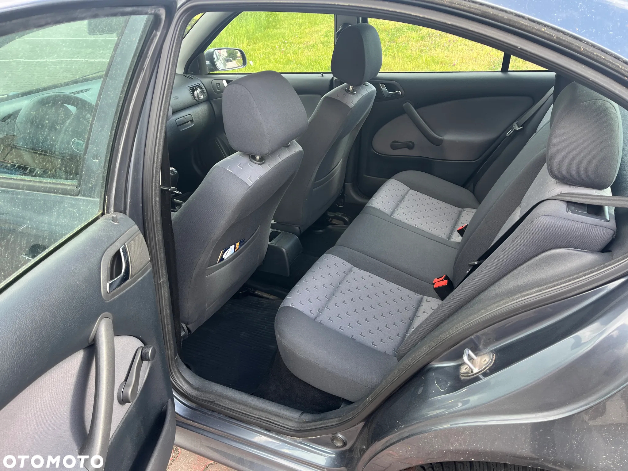 Skoda Octavia 1.6 Tour - 6