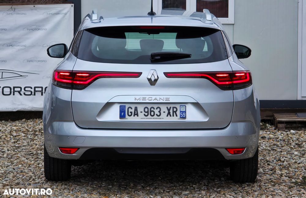 Renault Megane BLUE dCi 115 INTENS - 9