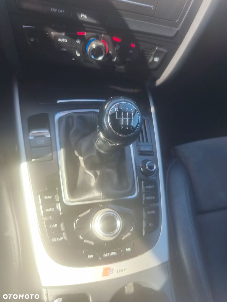 Audi A4 Avant 2.0 TDI - 15