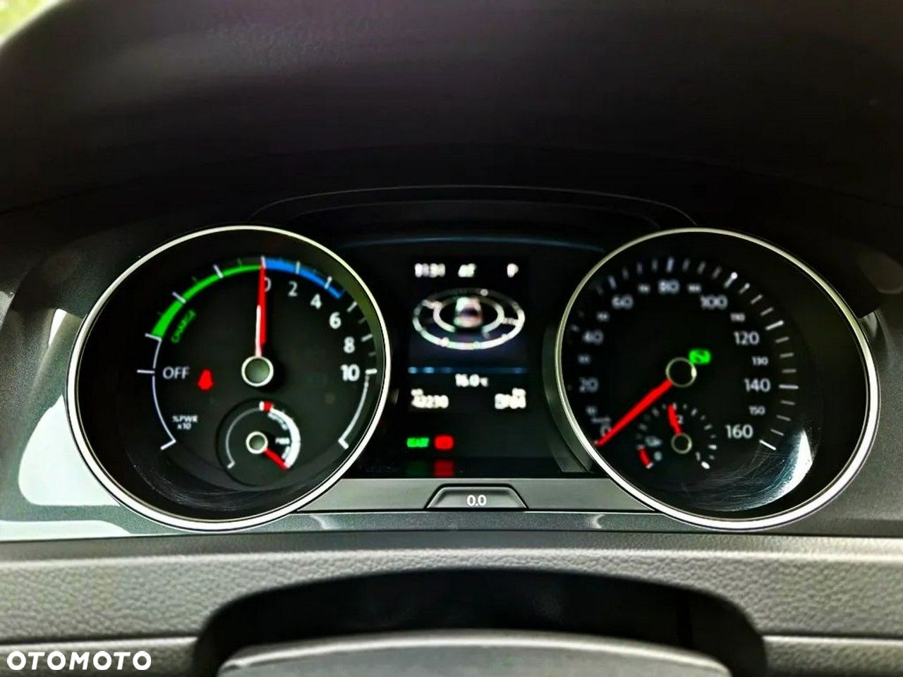 Volkswagen Golf e-Golf - 21