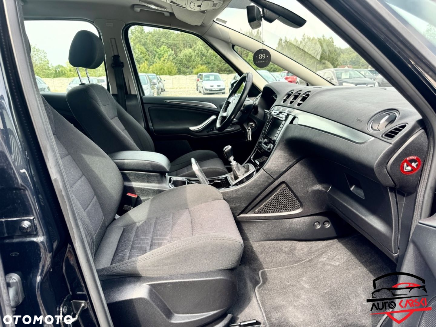 Ford S-Max - 26