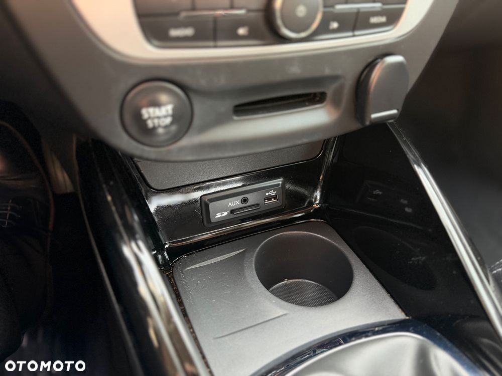 Renault Megane ENERGY TCe 130 BOSE EDITION - 22