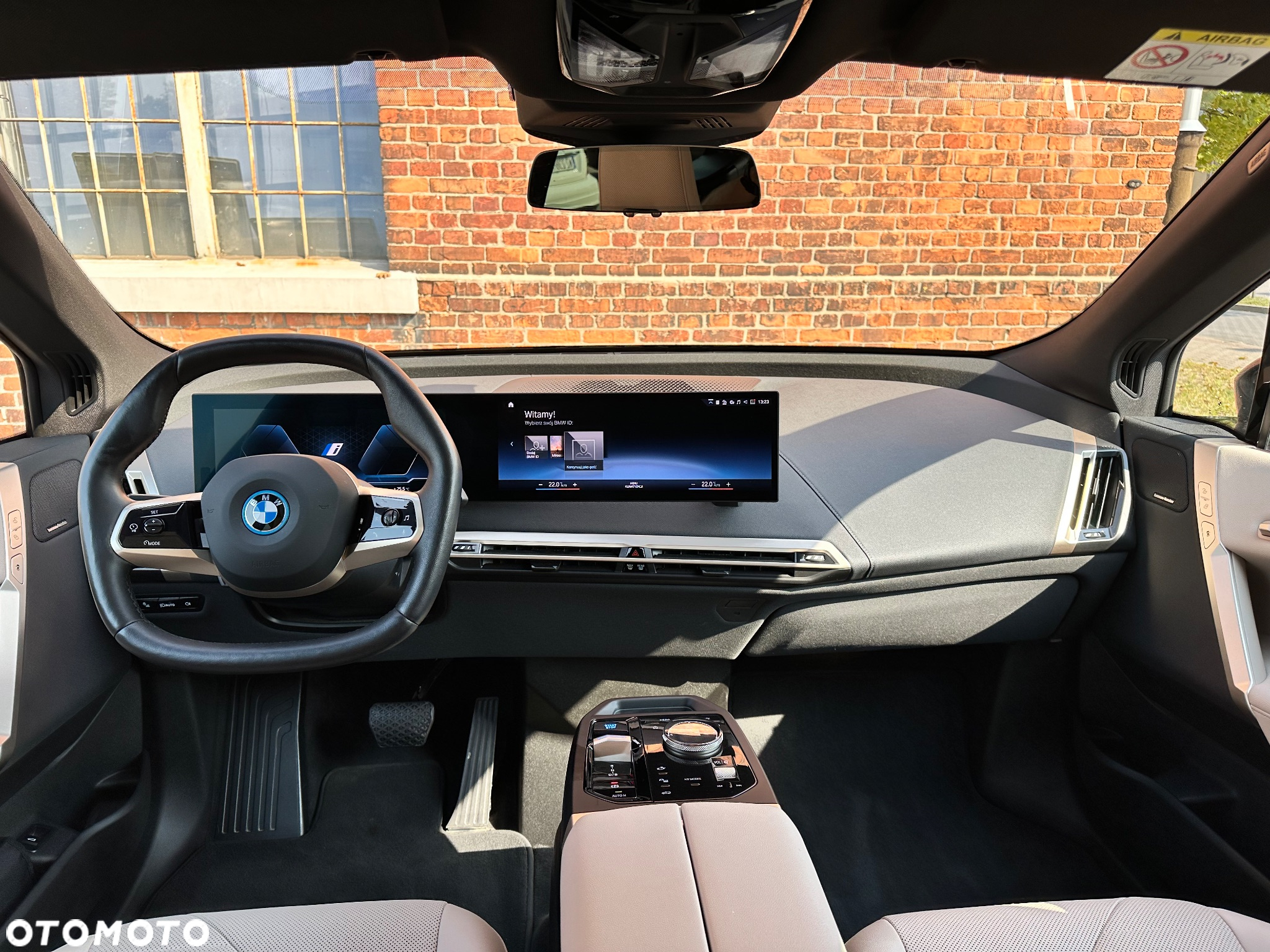 BMW iX xDrive50 - 8