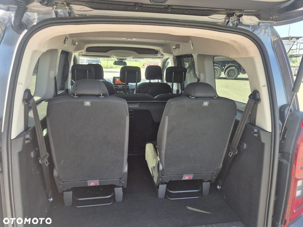 Citroën Berlingo XL BlueHDi 130 EAT8 MAX - 11