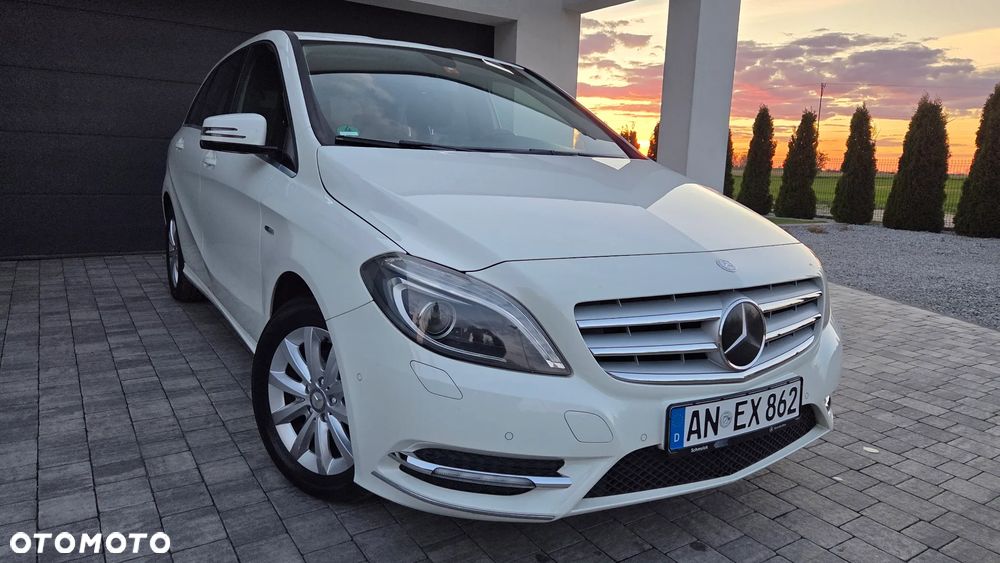 Mercedes-Benz Klasa B 180 (BlueEFFICIENCY) - 10