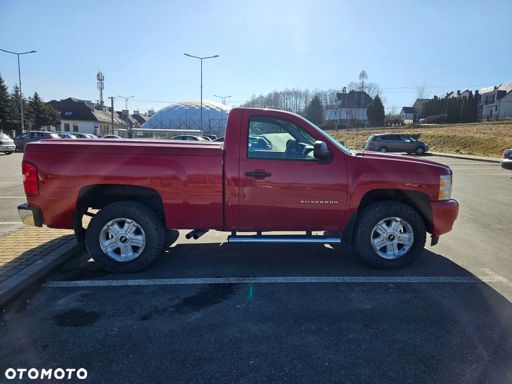 Chevrolet Silverado - 8