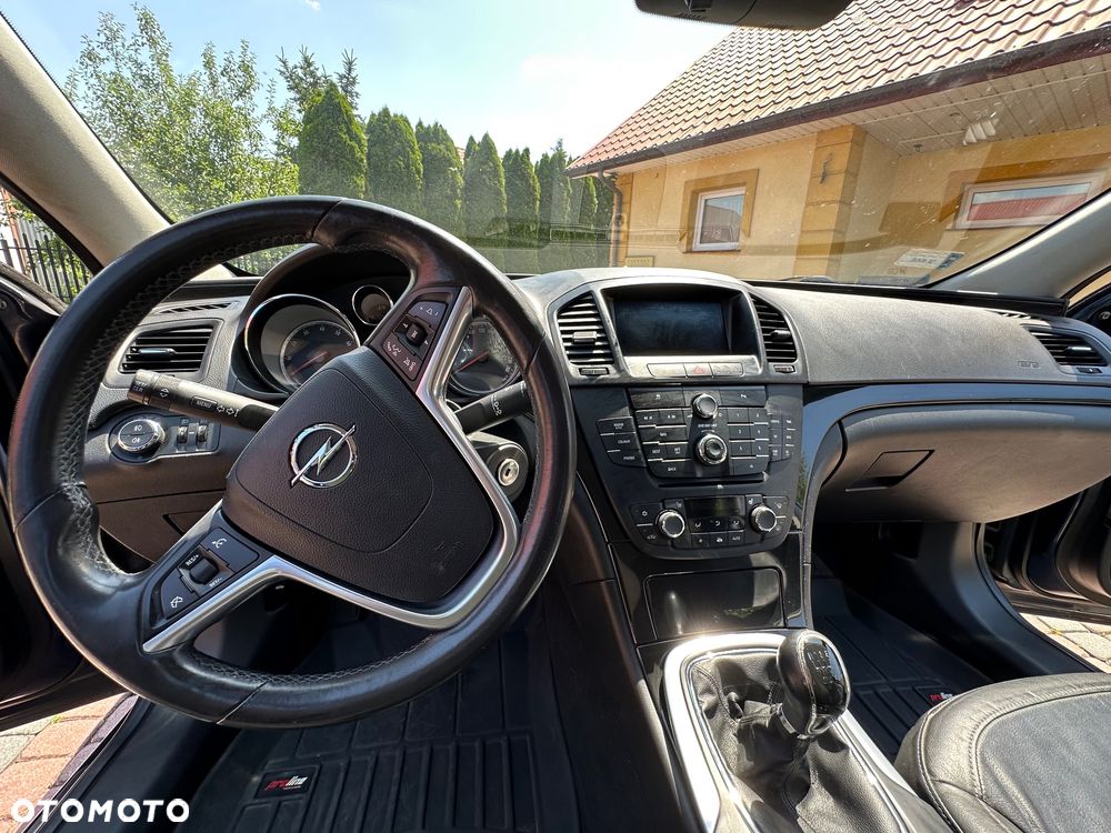 Opel Insignia 2.0 Turbo Cosmo - 9