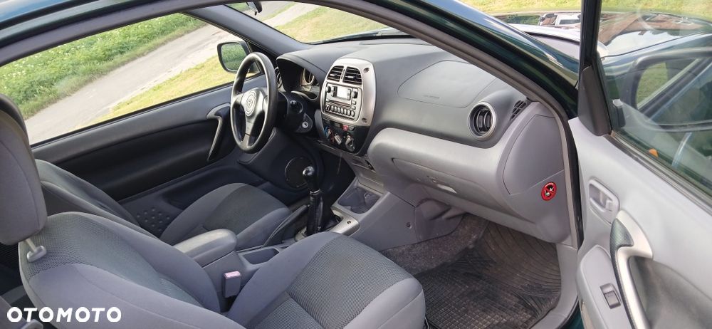 Toyota RAV4 - 5