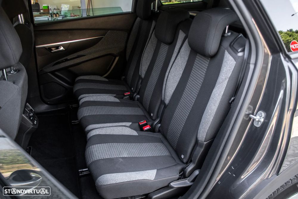 Peugeot 5008 PureTech 130 EAT8 Stop & Start Active - 28