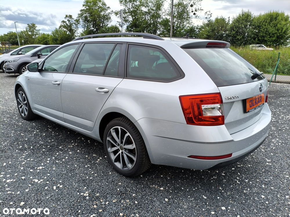 Skoda Octavia 1.6 TDI DSG Soleil - 8