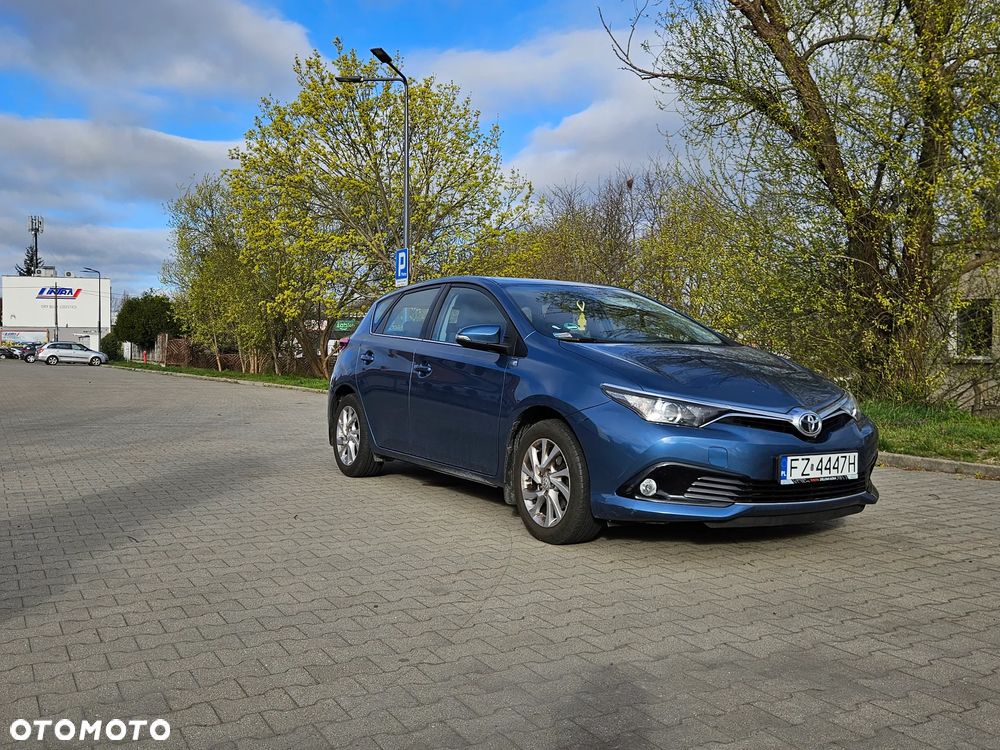 Toyota Auris 1.6 Dynamic - 2