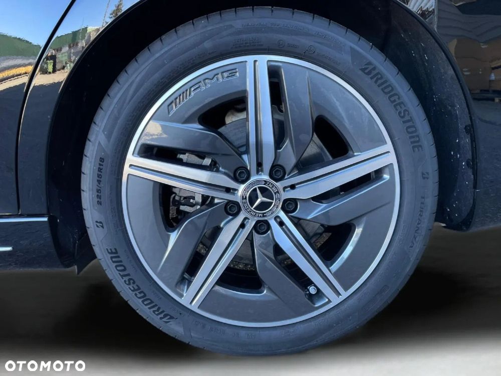 Mercedes-Benz CLA - 9