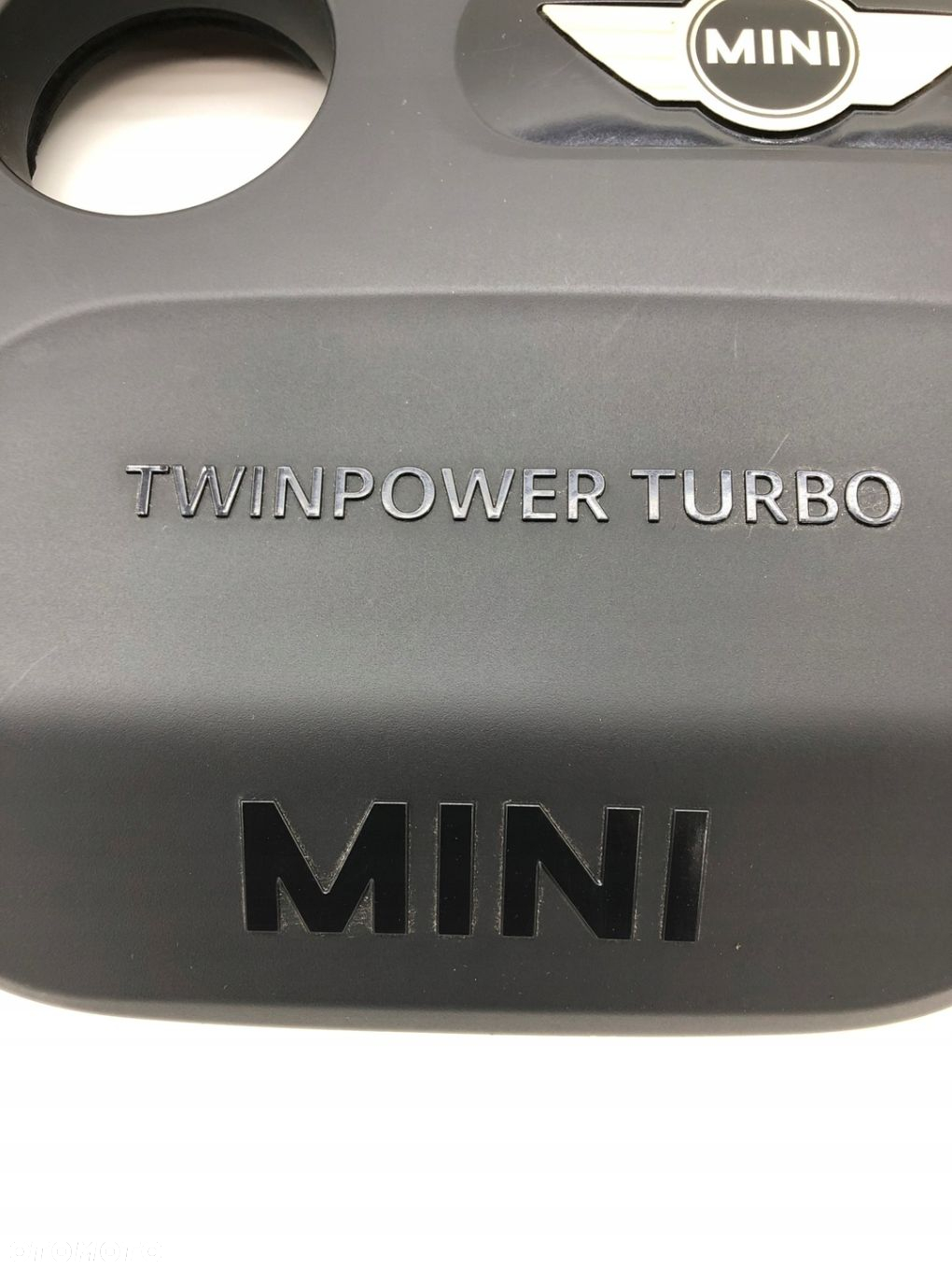 MINI F55 F56 OSŁONA POKRYWA GÓRNA SILNIKA 8601635 - 3