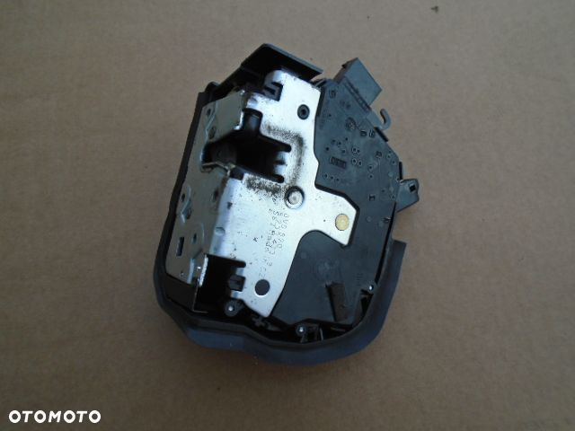 zamek drzwi prawy przód bmw e46 compact EUROPA - 1