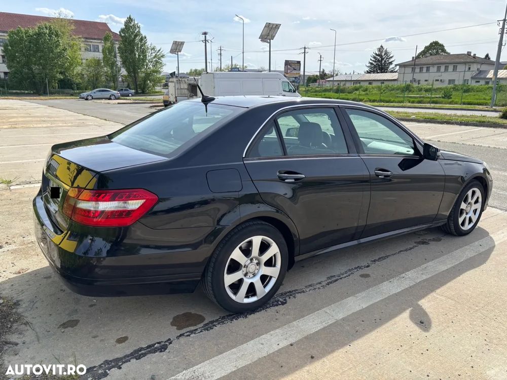 Mercedes-Benz E - 9