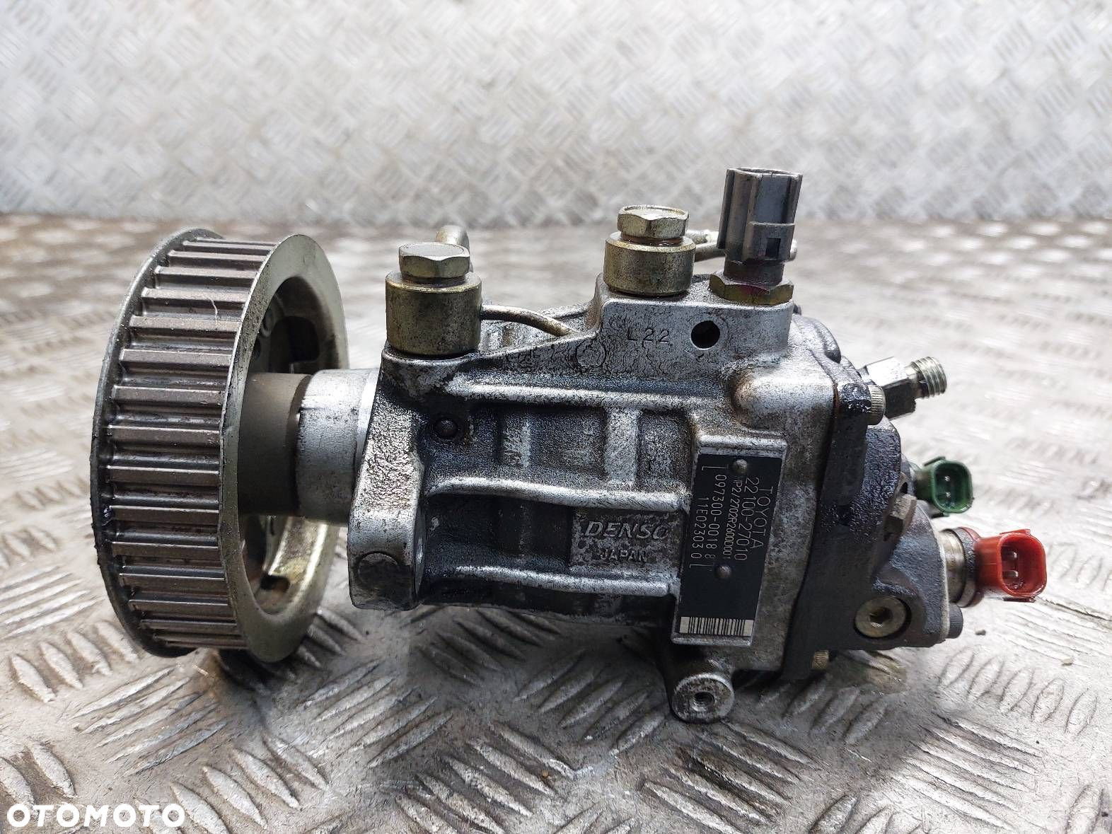 POMPA WTRYSKOWA TOYOTA COROLLA VERSO I 2.0 D4D 22100-27010 - 3