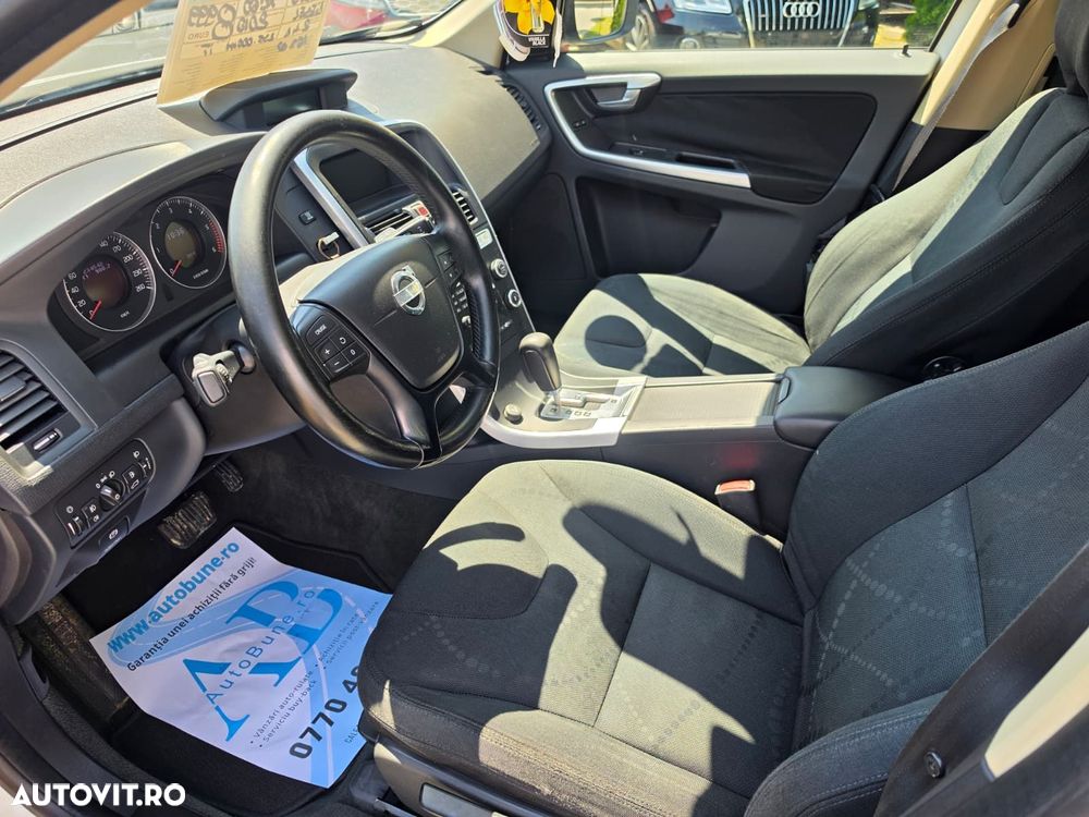 Volvo XC 60 D4 AWD Kinetic - 10