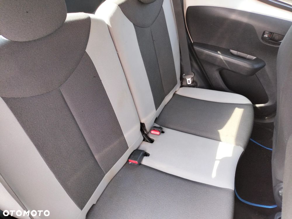 Toyota Aygo - 15