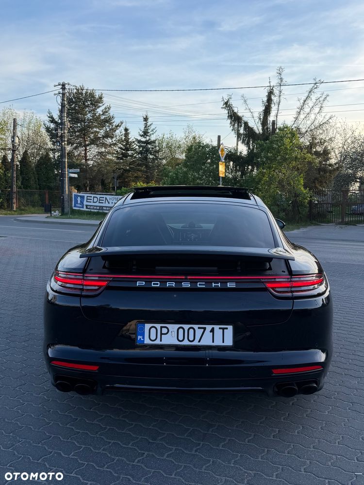 Porsche Panamera 4 E-Hybrid Executive - 5