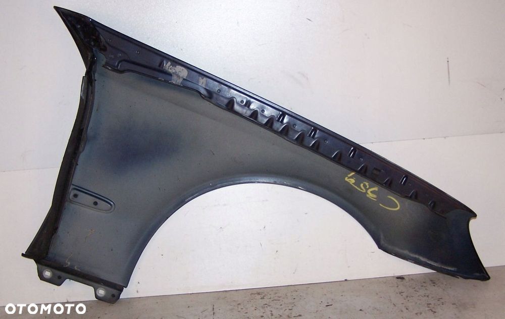 MERCEDES E-KLASA W211 BŁOTNIK PRZEDNI LEWY C359 - 2